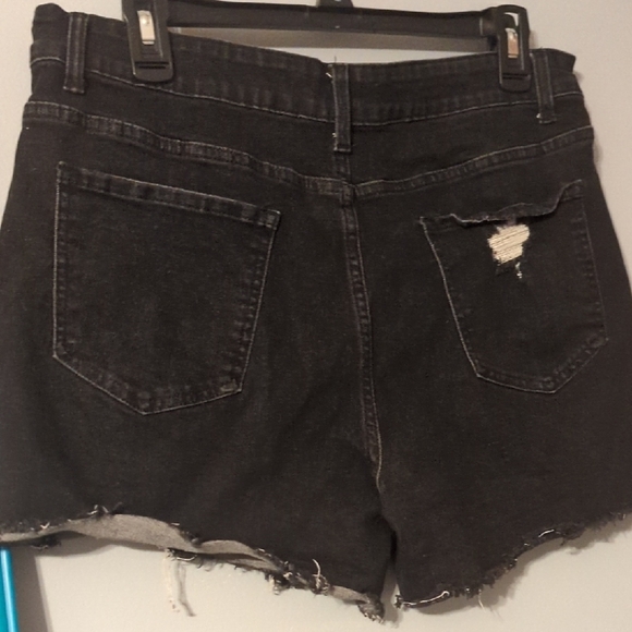 Distressed Black Denim Shorts High Waisted - Picture 3 of 4